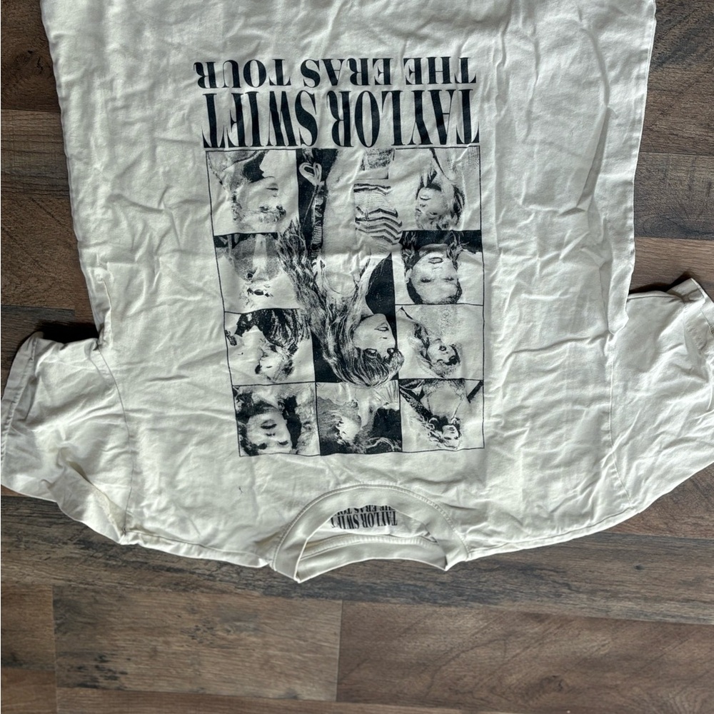 Taylor swift eras tour merch - Picture 2 of 2